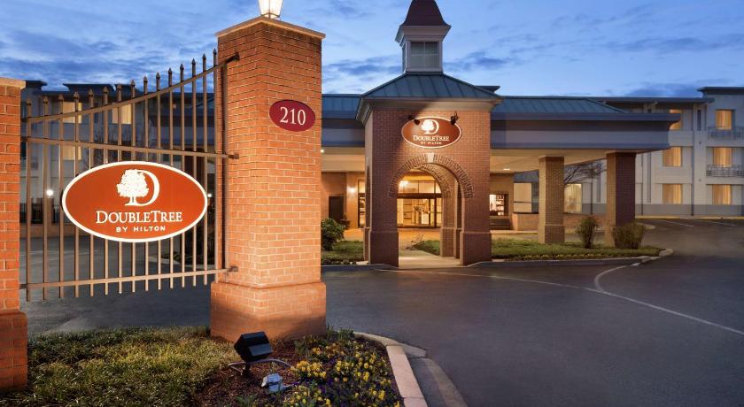 DoubleTree by Hilton Hotel Annapolis photo