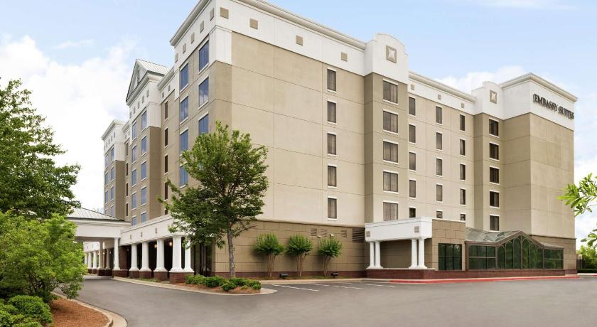 Embassy Suites by Hilton Atlanta Alpharetta photo