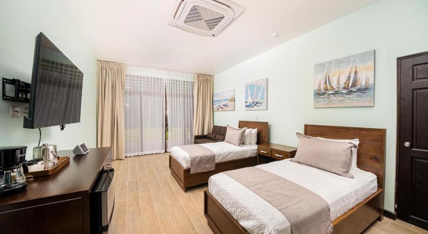 蓬塔卡拉曼卡 Bungalows Punta Uva 3星级 酒店 餐厅