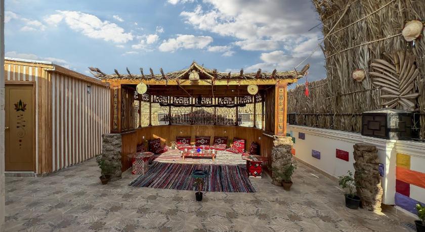 Atlantis Pyramids Inn - image 4