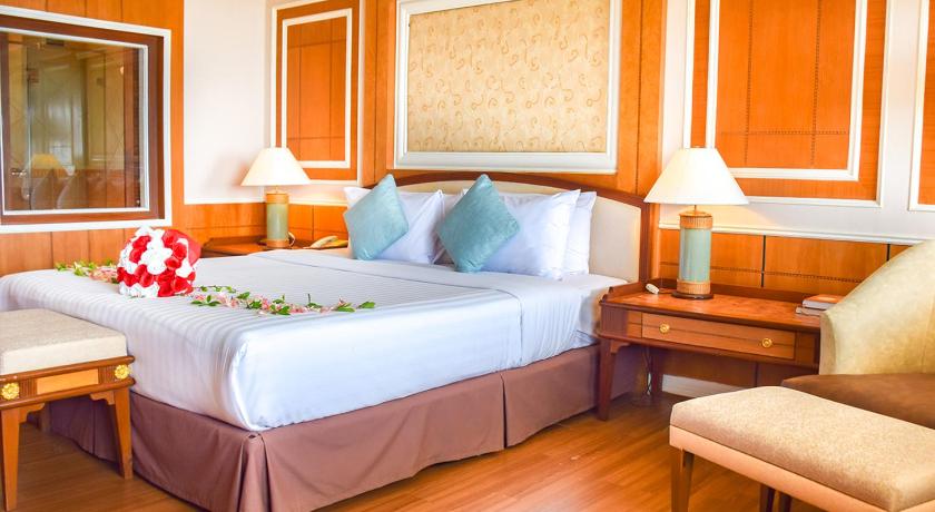 パタヤ Asia Pattaya Hotel 4つ星 ホテル プール