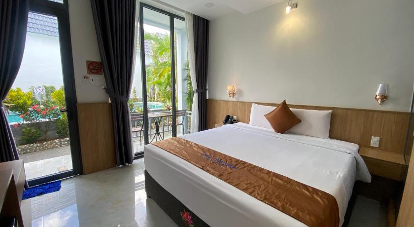 Image of One-Bedroom House 0