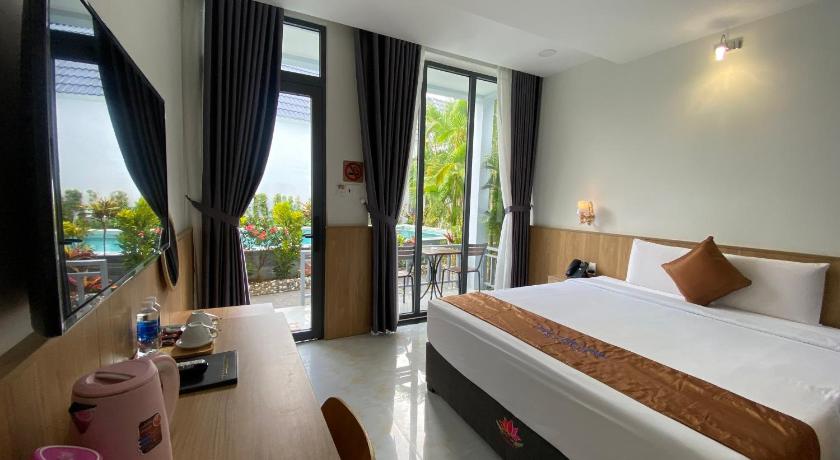 Image of One-Bedroom House 6