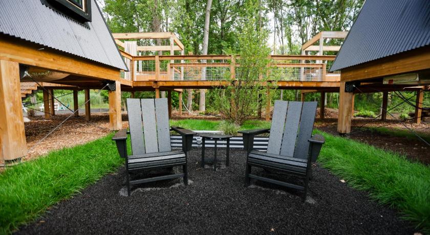소더스 Finger Lakes Treehouse 5성급 숙소 레스토랑