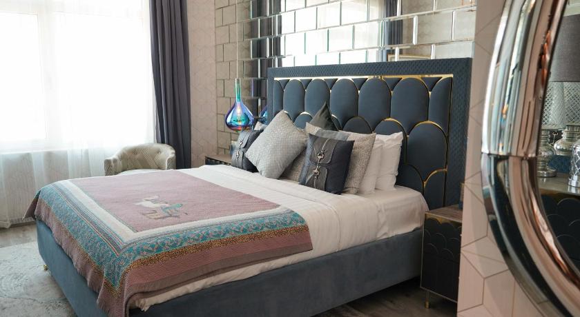Image of Premium 1 Bedroom Direct Sea View - Beach Access for 2 Included 0