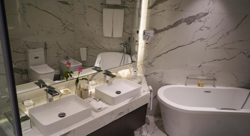 Image of 2Bedroom Premium, Partial Sea View (including 4xbeach access) 12