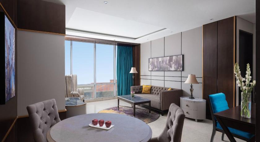Image of Family Suite King 1