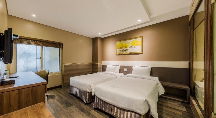 Image of Twin Room with View 1