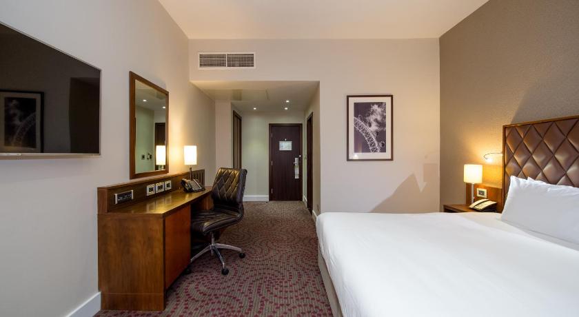 Image of King Deluxe Room 5