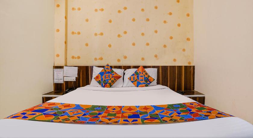 Super OYO Flagship Hotel Swara Residency photo