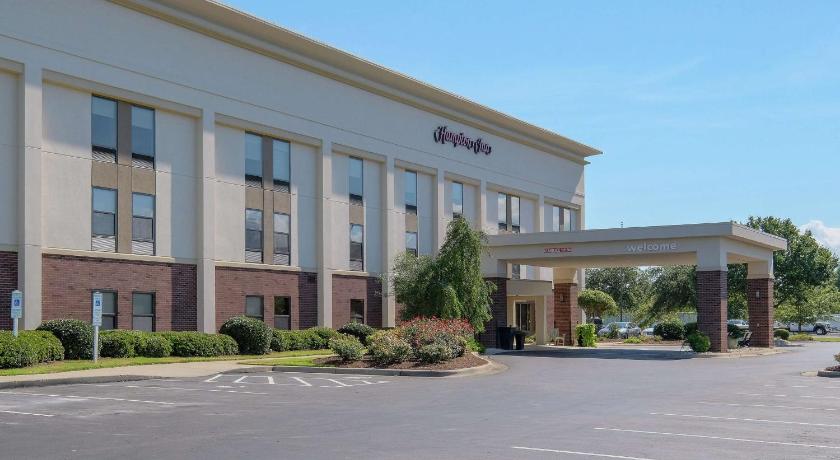 Hampton Inn Edenton photo