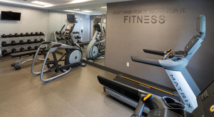 Fairfield Inn & Suites Detroit Chesterfield photo