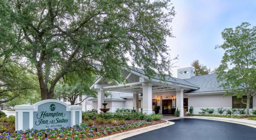 Hampton Inn and Suites Wilmington Wrightsville Beach photo
