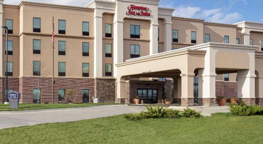 Hampton Inn and Suites Lincoln Northeast I 80 photo