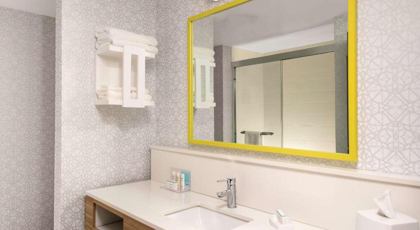 Hampton Inn Gretna photo
