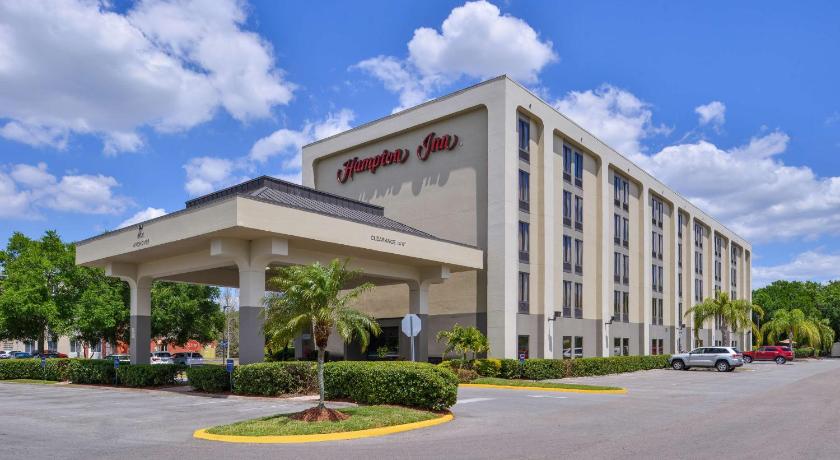 Hampton Inn Orlando at Universal Studios photo