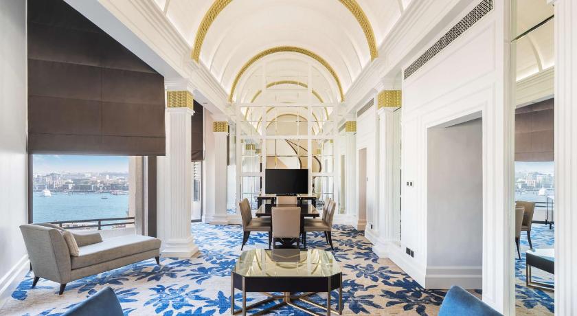 Image of Presidential Suite - Lounge Access 5