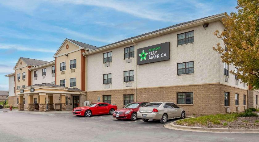 Extended Stay America Suites - Milwaukee - Wauwatosa photo