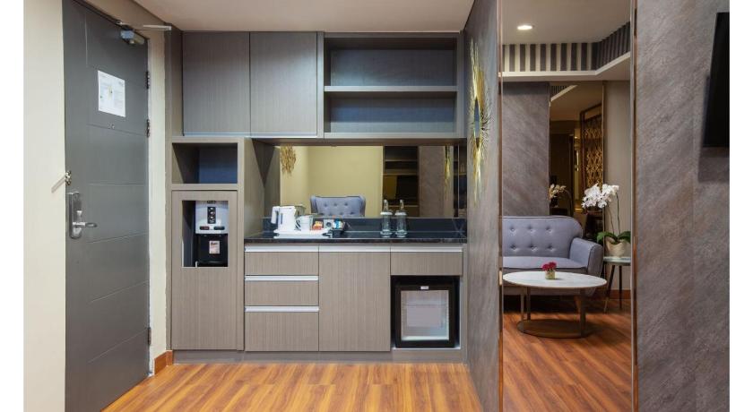 Image of Standard suite 1