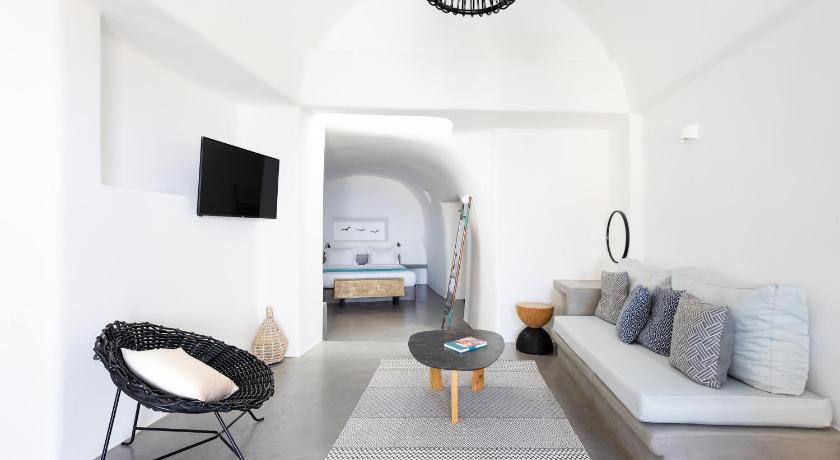 Danae Suites Santorini photo