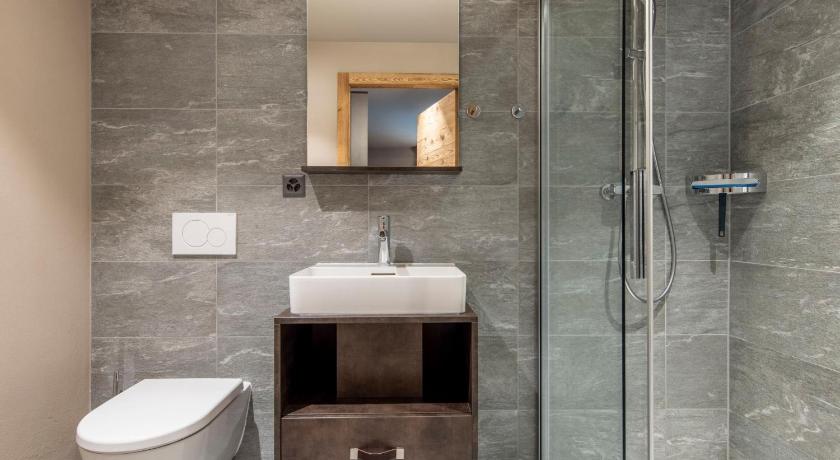 Apartment SWISSPEAK Resorts Pointe de Zinal by Interhome photo