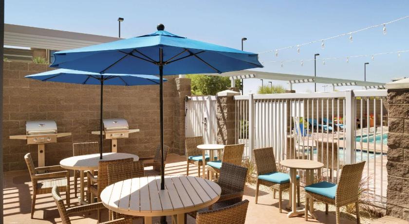 Home2 Suites by Hilton Phoenix Glendale-Westgate photo