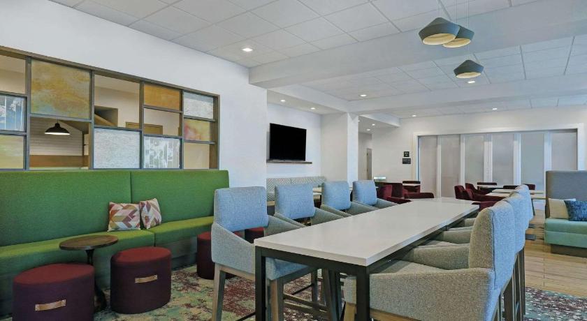 Hampton Inn Patterson photo