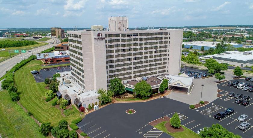 Doubletree Hotel St. Louis at Westport photo