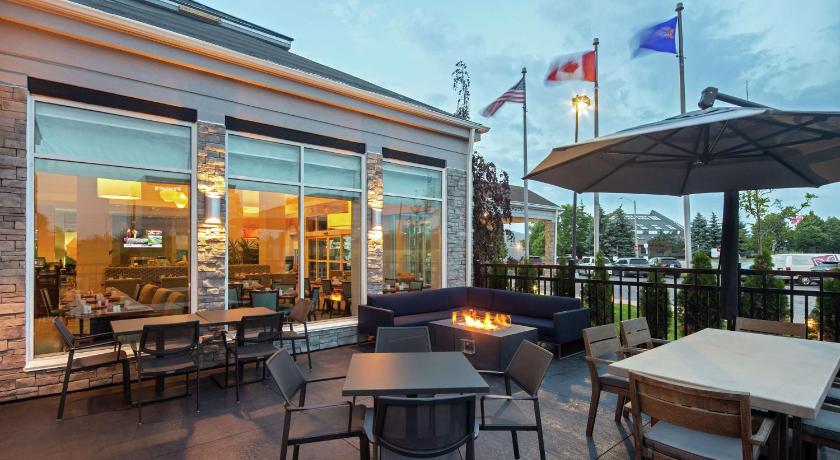 Hilton Garden Inn Toronto Oakville photo