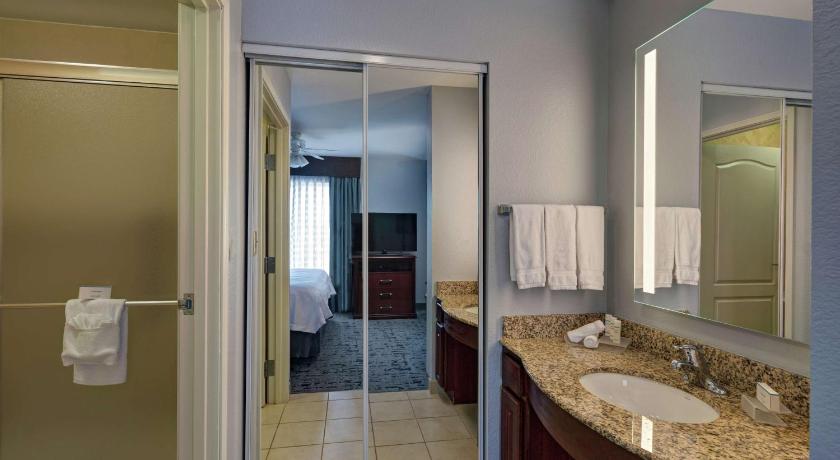 Image of 1 KING BED STUDIO SUITE NONSMOKING 2