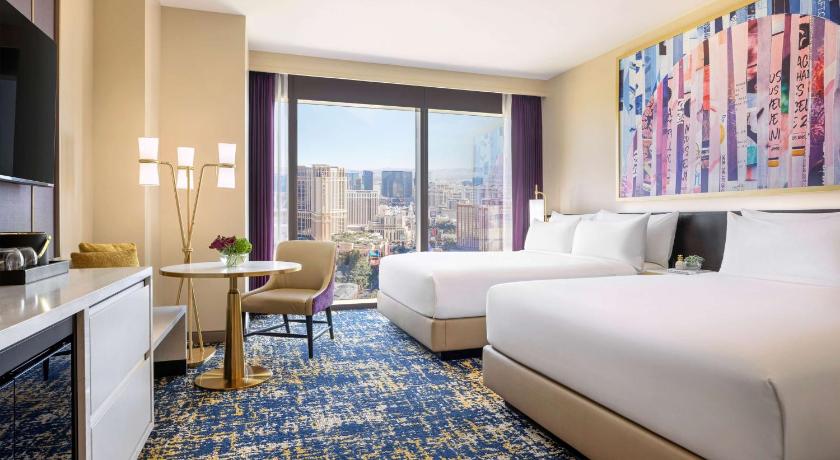 Ảnh của Phòng Loại Sang Hướng Thành Phố - Hai Giường Đôi Lớn (City View Deluxe Room - Two Queen Beds) 0