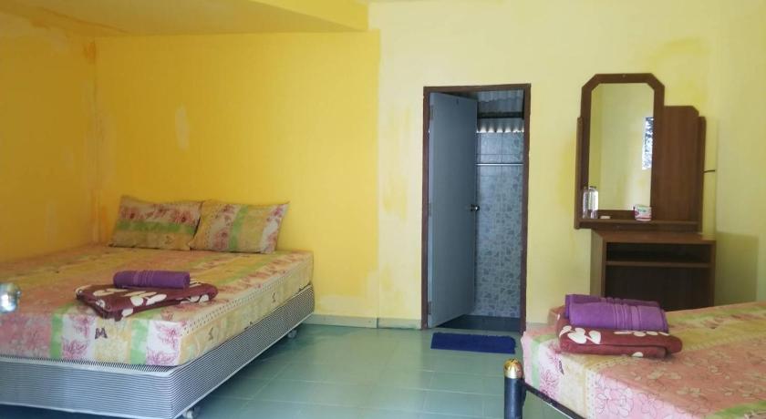 Racha Sunset Resort (Koh Siboya) photo