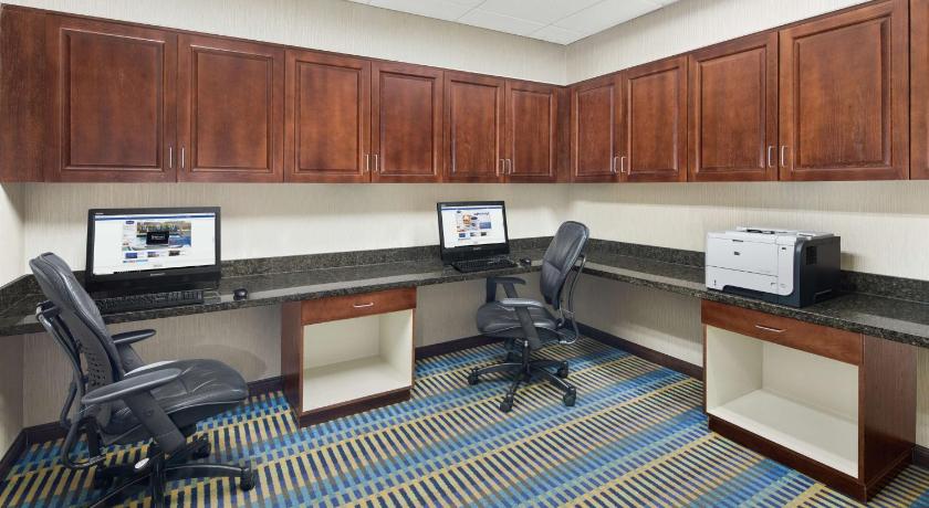 Hampton Inn By Hilton Columbus South Fort Moore