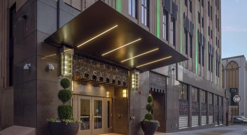 Tulsa Club Hotel, Curio Collection by Hilton photo