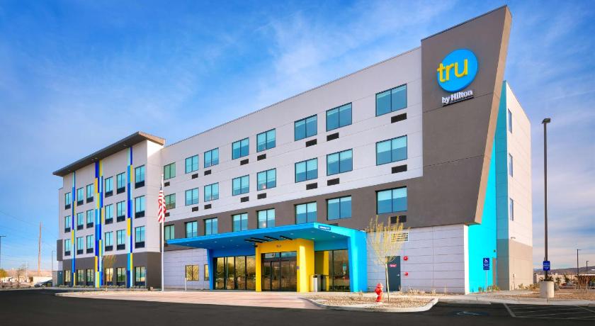 Tru by Hilton St George photo