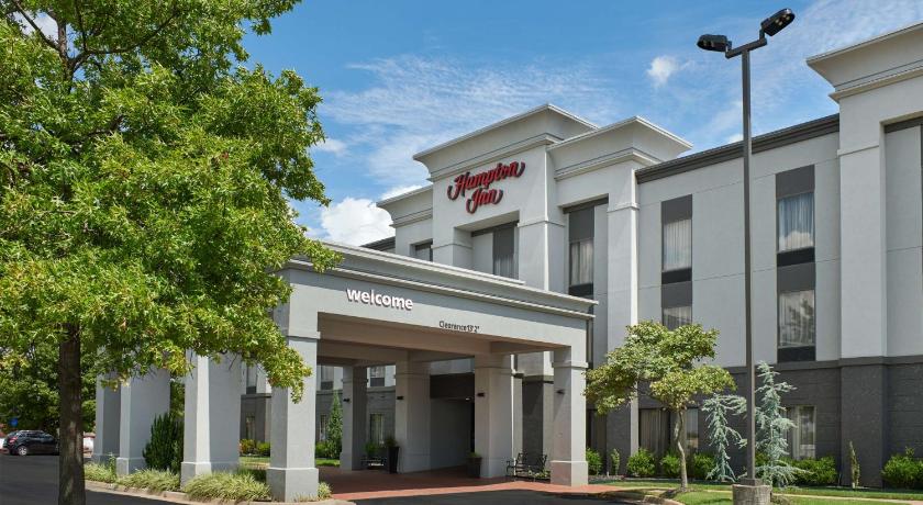 Hampton Inn Bartlesville photo