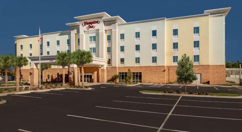 Hampton Inn Plant City photo
