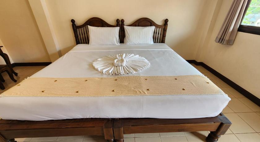 Image of Standard Double Bed with Fan 6