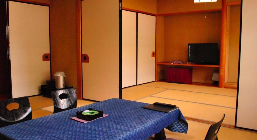 Wafu Ryokan Tsuenosho photo