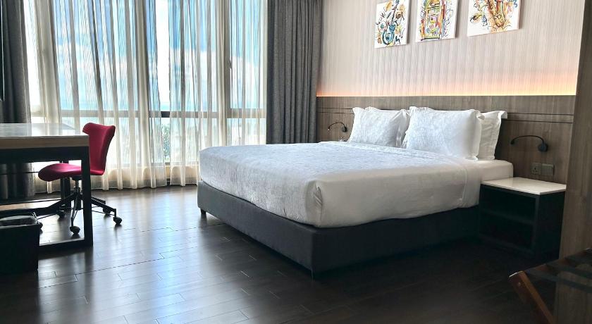Image of Superior King Room 1