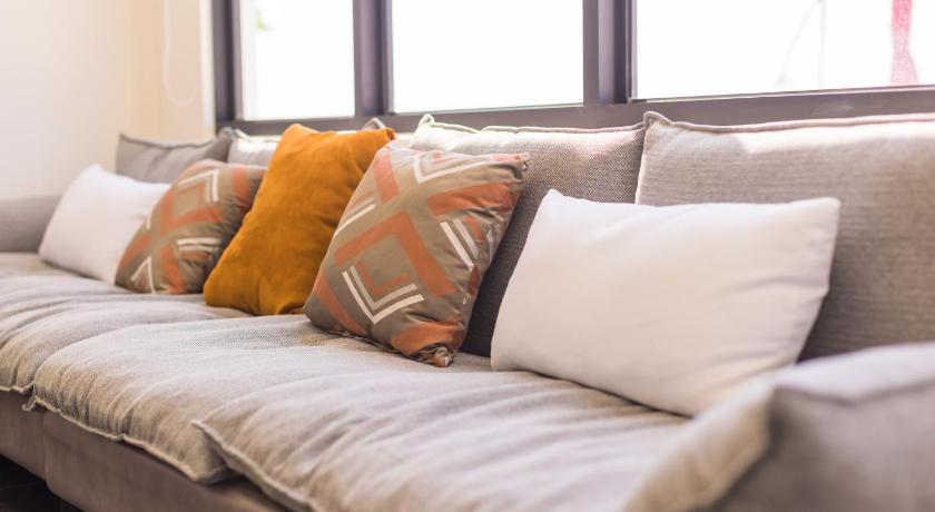 Image of Apartment with Sea View 6