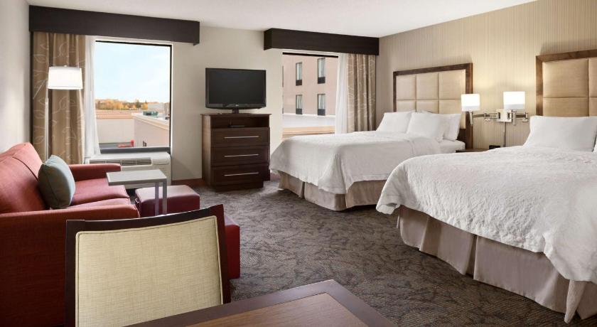 Hampton Inn & Suites Detroit/Sterling Heights photo