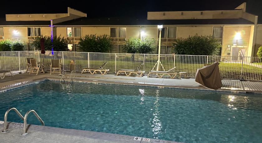 Motel 6-Greensboro, NC - Airport photo