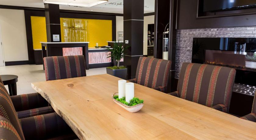 Hilton Garden Inn San Mateo photo
