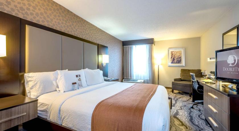 Doubletree by Hilton Hotel Montgomery Downtown photo
