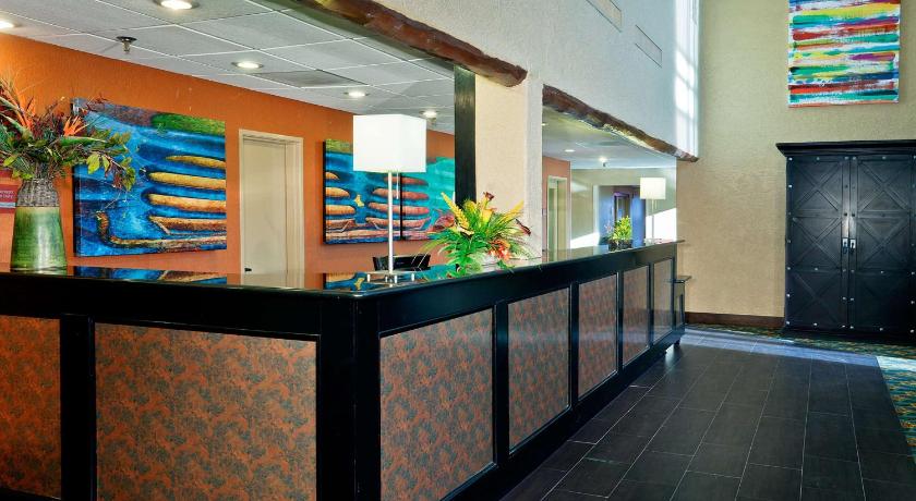DoubleTree by Hilton Santa Fe photo