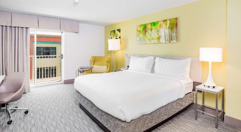 Hilton Garden Inn Orange Beach Beachfront photo