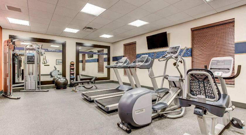 Hampton Inn & Suites Manchester photo