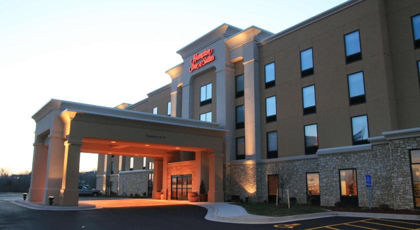 Hampton Inn & Suites St. Louis/South I-55 photo