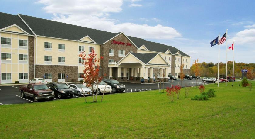 Hampton Inn Bangor photo